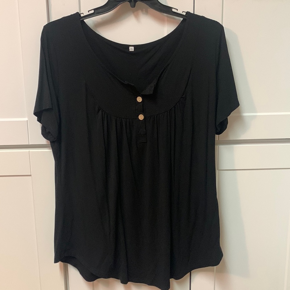 NWOT Black Tunic, Sz 2X, Never worn.